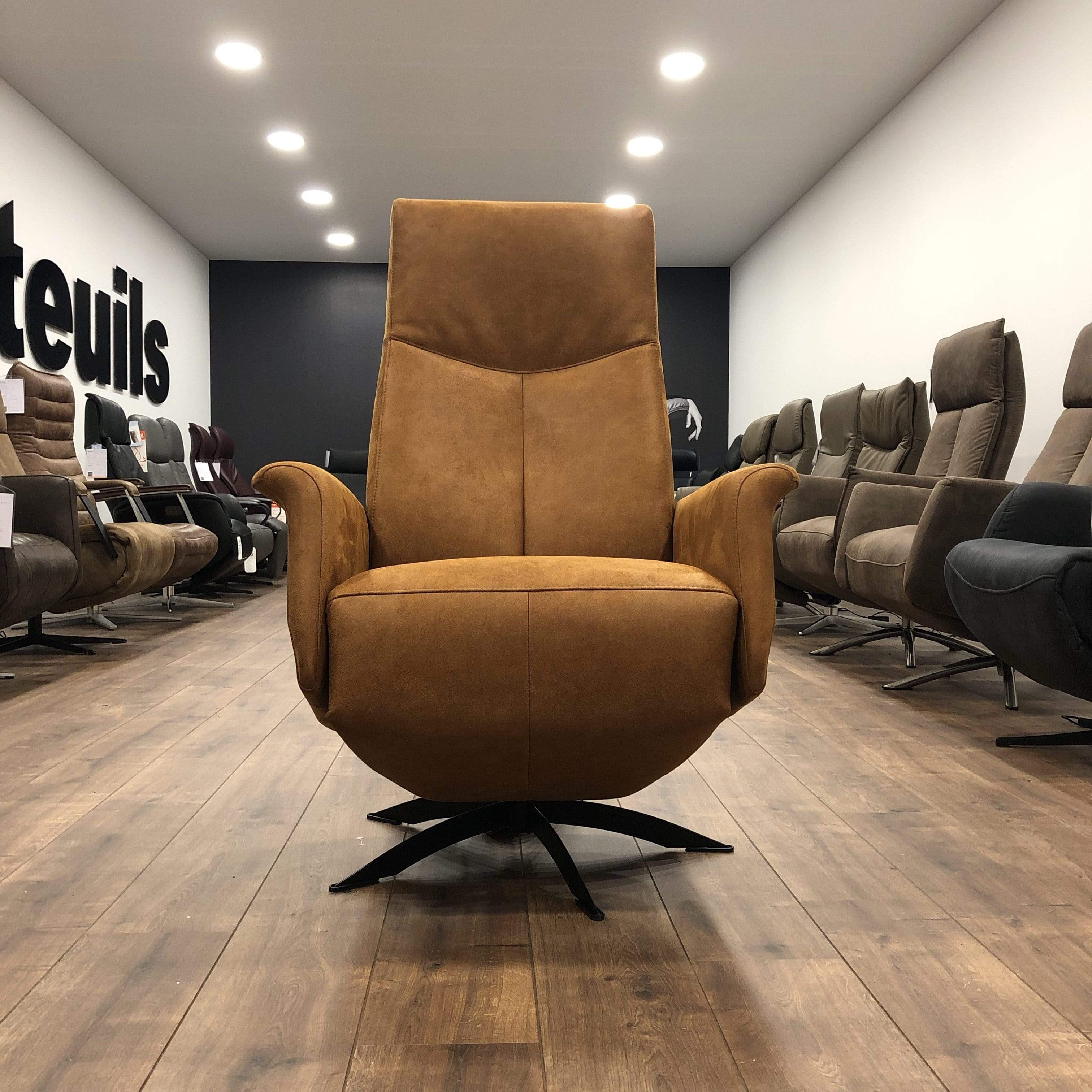 JUST RELAX ELEKTRISCH IN LEER + GRATIS BEZORGEN - online bestellen bij Potz Wonen